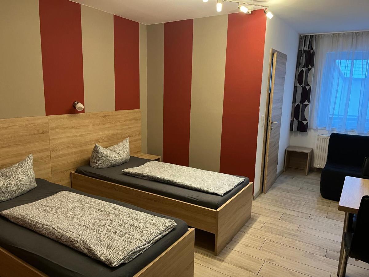 Haus Roseneck-Pension Am Stadtrand Борхен Экстерьер фото